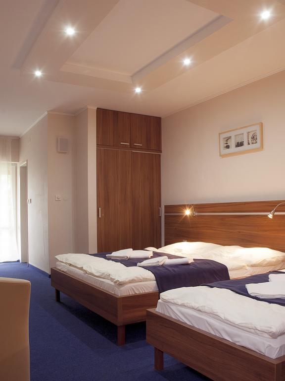 Penzion Fortune Dunajska Streda Room photo